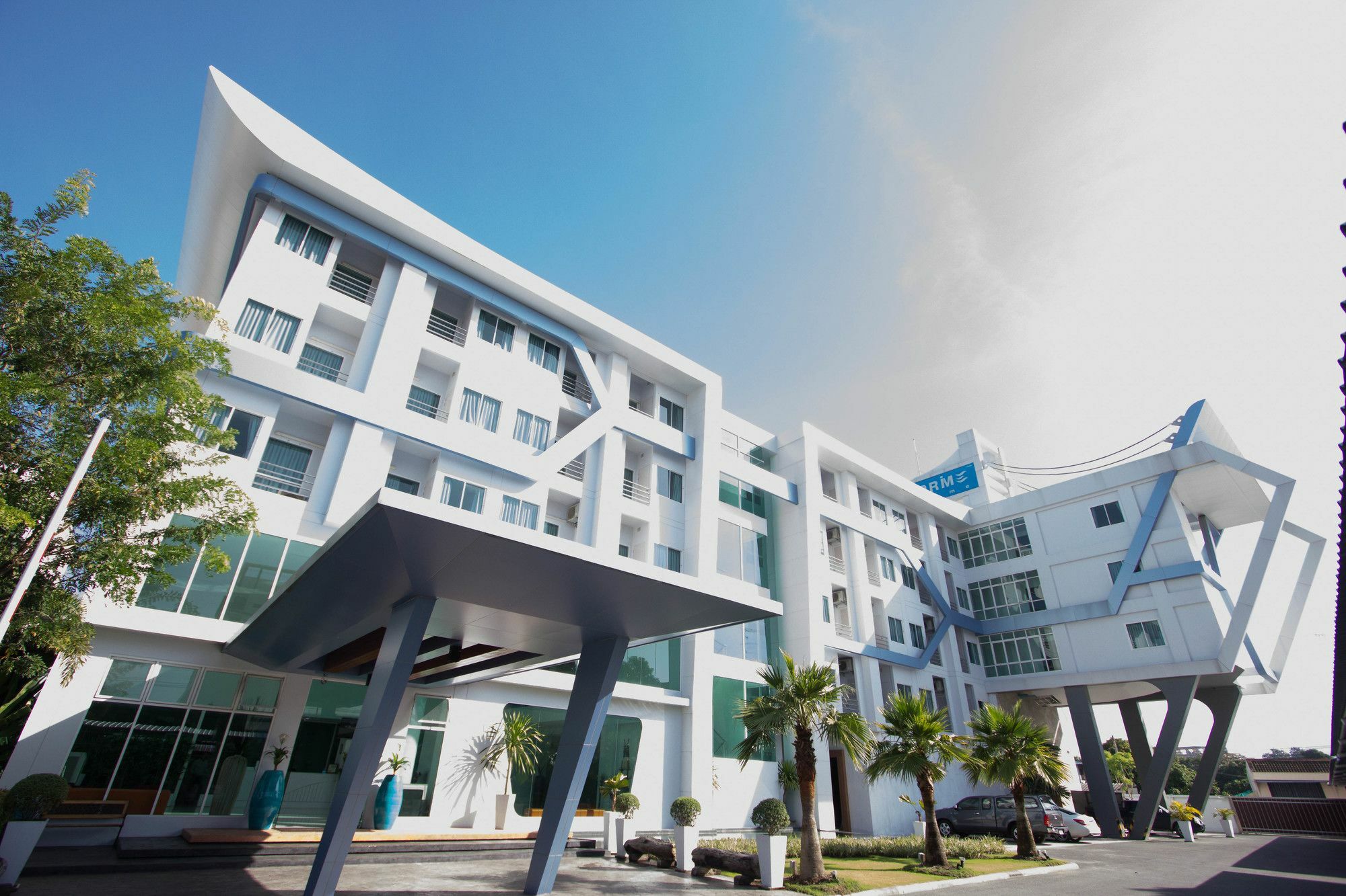 Prime Time Hotel Chonburi Exteriör bild